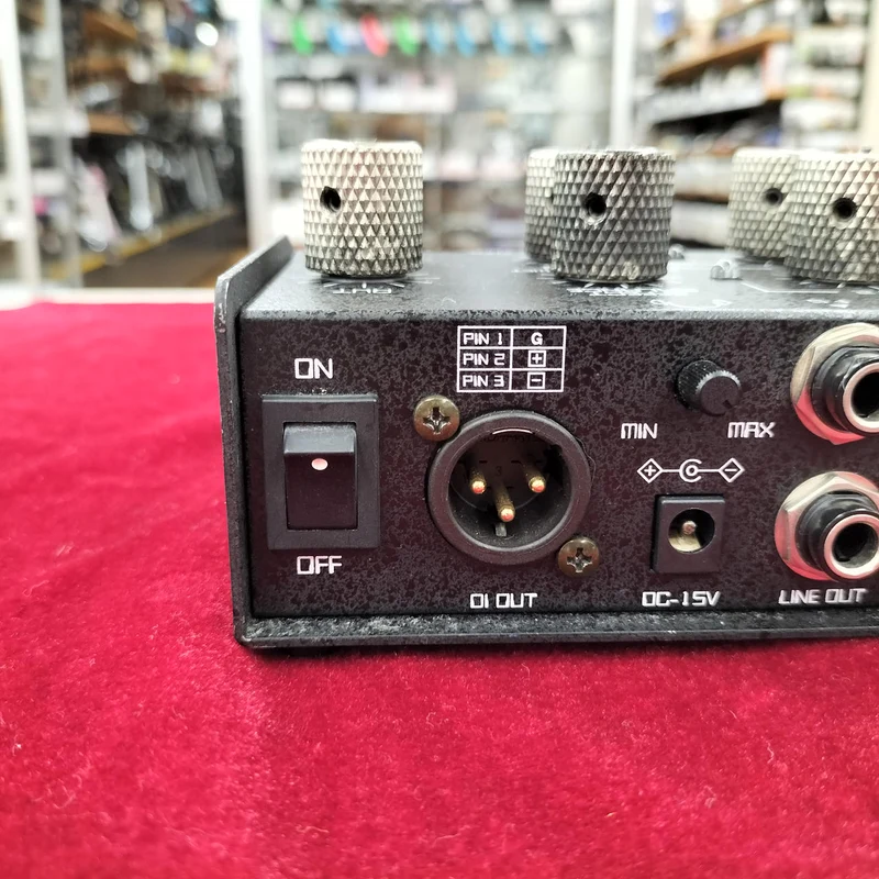 Préamplificateur de basse CREWS MANIAC SOUND DPA-2B