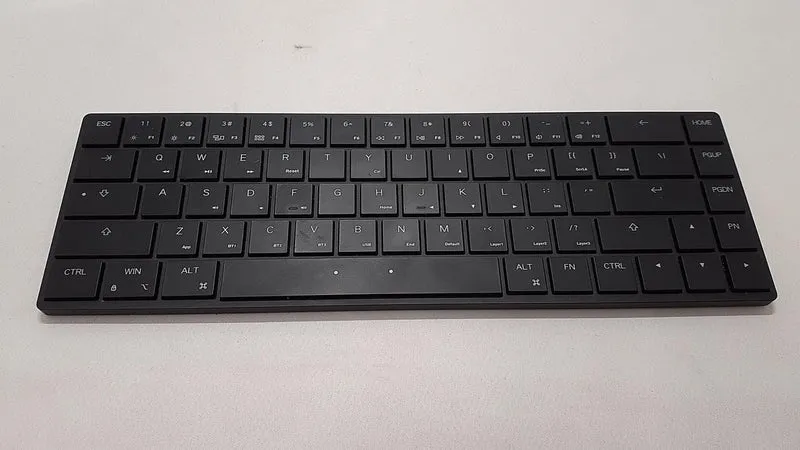 Clavier MISTEL : MD68 BT