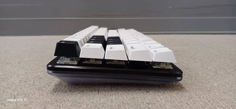 Clavier de jeu PULSAR PCMK3HE6O1W