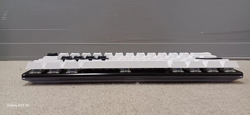 Clavier de jeu PULSAR PCMK3HE6O1W