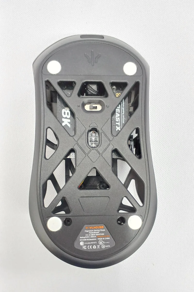 Souris de jeu WLMOUSE BEAST X PRO