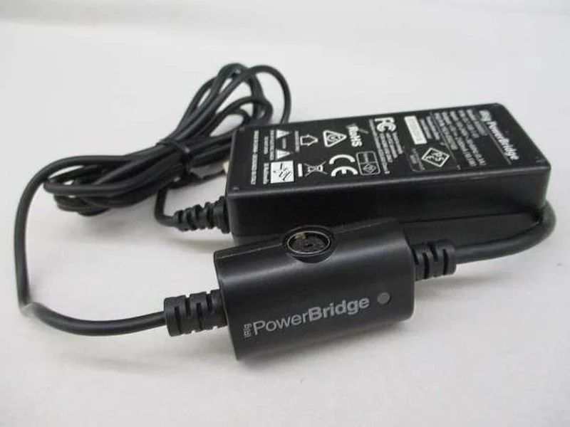 IK MULTIMEDIA [Article défectueux] Interface audio mobile + alimentation iRig HD2 + pont d'alimentation iRig