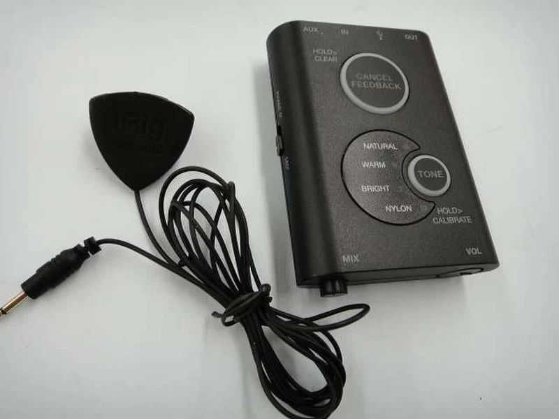 Microphone et préamplificateur pour guitare acoustique IK MULTIMEDIA IRIG ACOUSTIC STAGE
