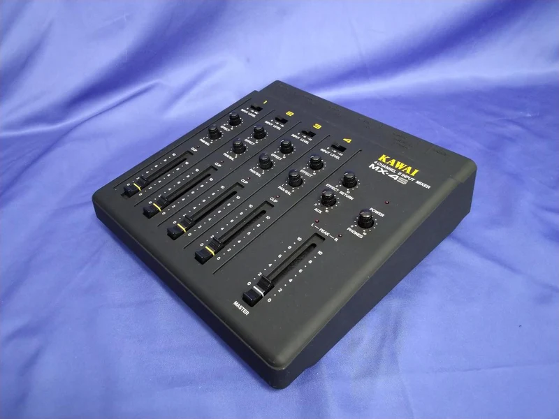 Table de mixage KAWAI MX-4S