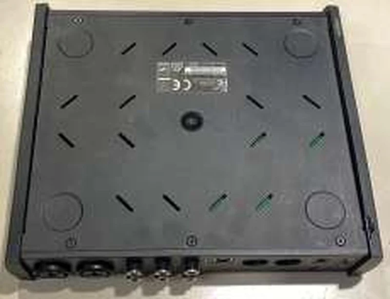 Interface audio multimédia IK IKE000101