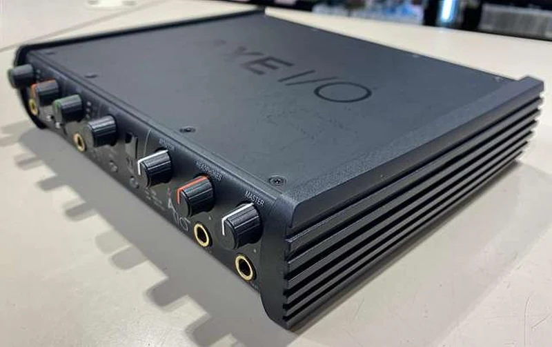 Interface audio multimédia IK IKE000101