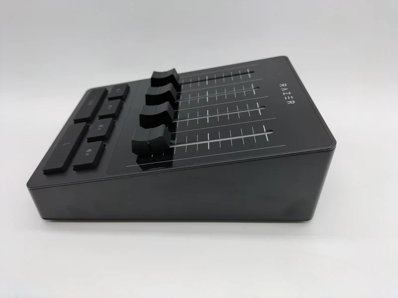 Table de mixage audio RAZER RZ19-0386