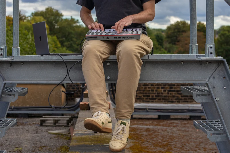 MPK Mini IV Grey