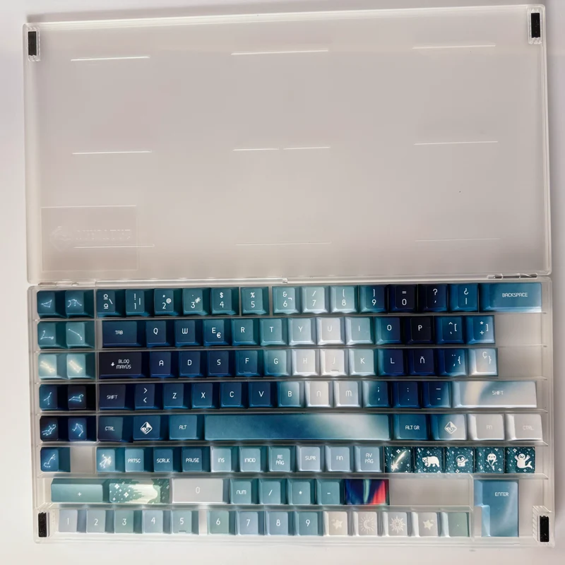 TRAITORS AURORA KEYCAPS