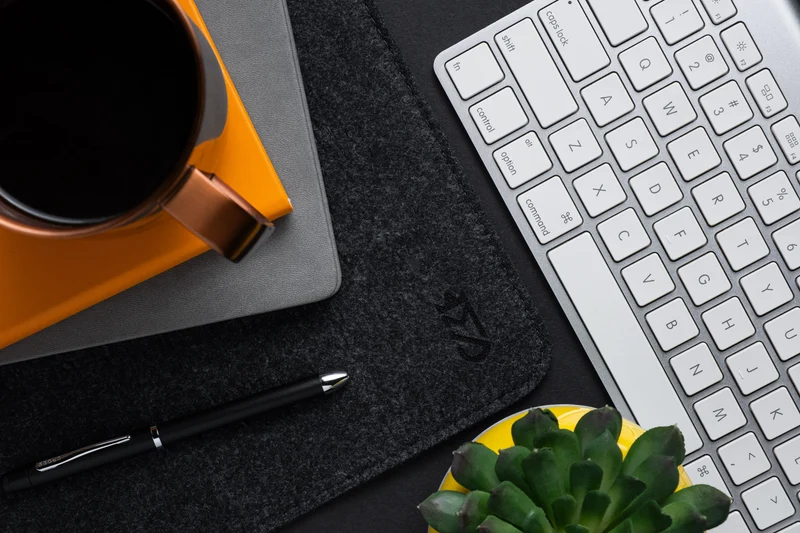 MIGHTY FELT DESKMAT