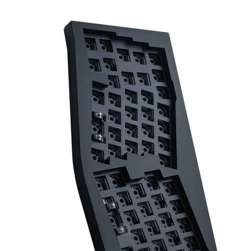 KEYCHRON Q8 MECHANICAL KEYBOARD
