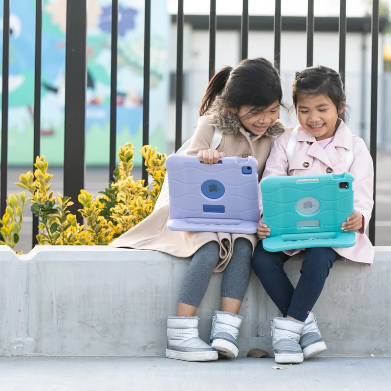 Étui antimicrobien pour enfants pour iPad® (A16/11e génération) 11 pouces, iPad Air® 11 pouces (M4/M3/M2), iPad® 10,9 pouces (10e génération), iPad Air® 10,9 pouces (5e/4e génération) et iPad Pro® 11 pouces (4e/3e/2e/1re génération) - Violet
